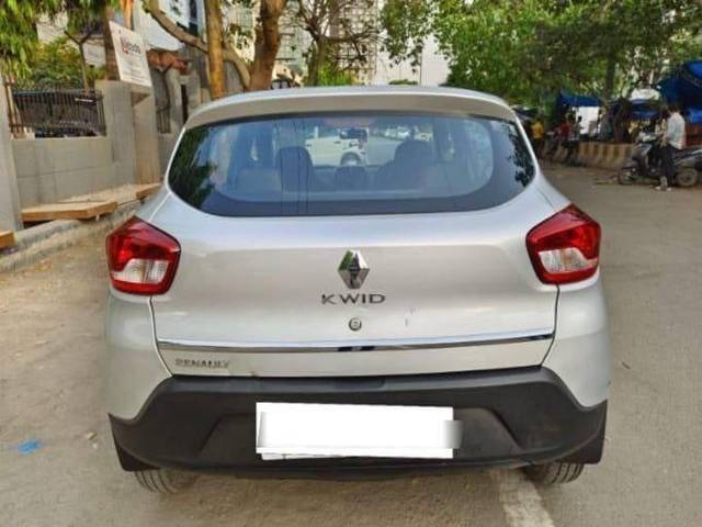 https://images10.gaadi.com/usedcar_image/4147053/original/processed_f7c4f78d5ee37d85606029331ceadfdf.jpg?imwidth=6402