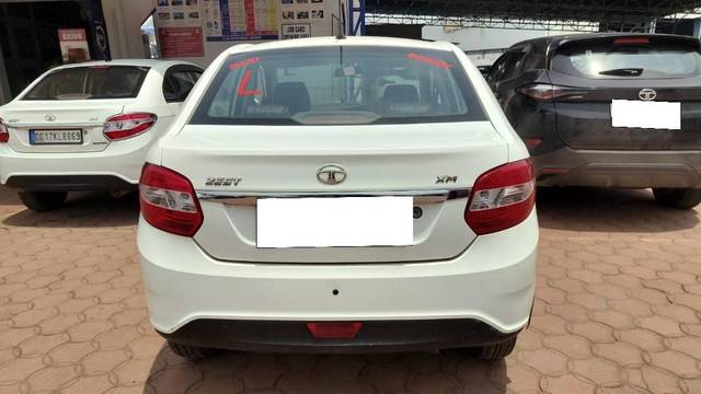 https://images10.gaadi.com/usedcar_image/4147257/original/processed_b4927bd5-7cb0-4b4a-820e-deb9d46eaedb.jpg?imwidth=6400