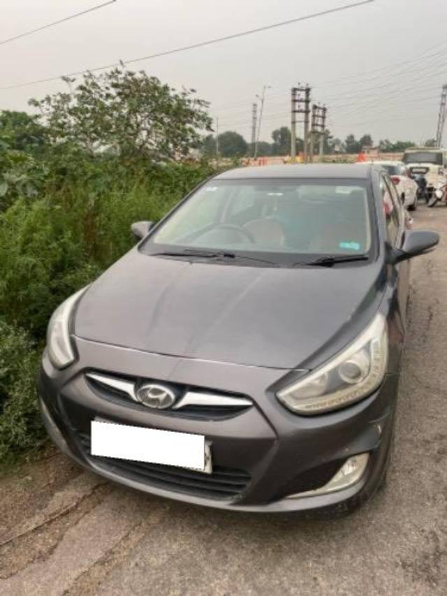 https://images10.gaadi.com/usedcar_image/4147460/original/processed_d2dcde6b-ab67-496a-b92d-b3a5b08f1818.jpeg?imwidth=6400