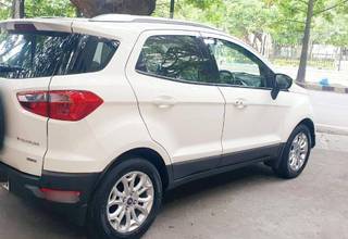 Ford EcoSport 2013-2015 Ford Ecosport 1.5 DV5 MT Titanium