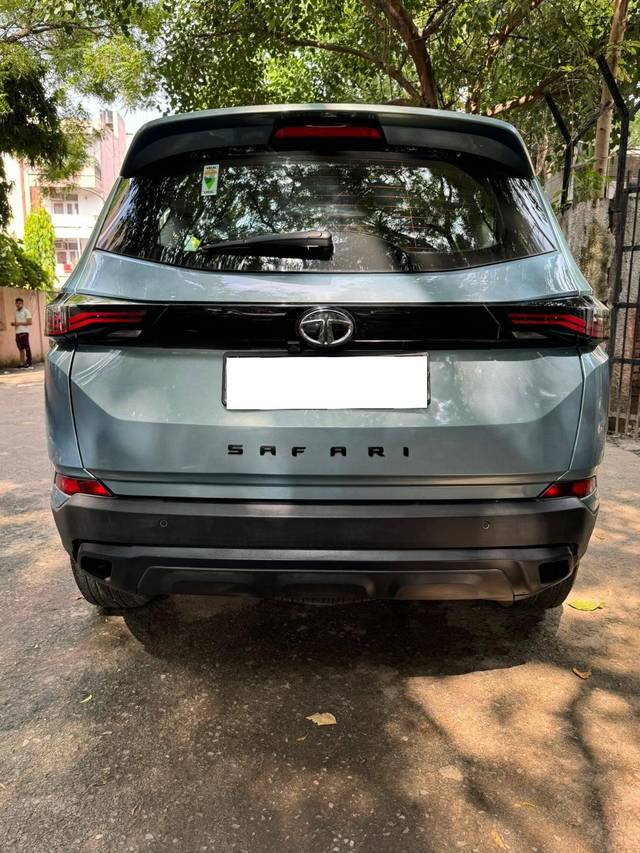 https://images10.gaadi.com/usedcar_image/4147634/original/processed_e473909ae7297edaa18c3259b31f4701.jpeg?imwidth=6402