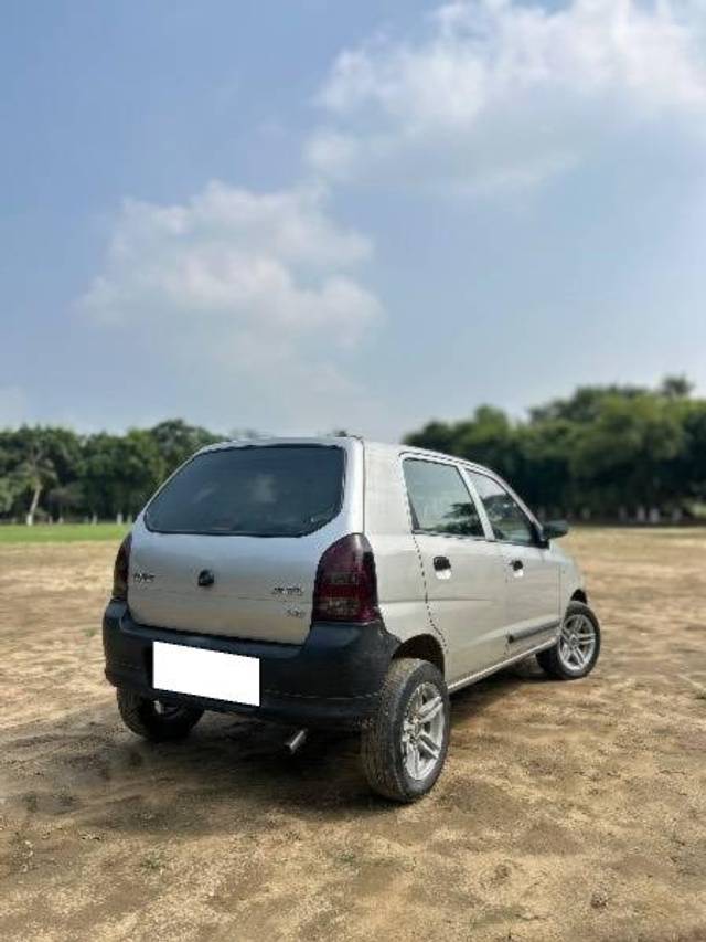 https://images10.gaadi.com/usedcar_image/4147694/original/processed_bfcb3cea-0a3c-4080-a83b-9bc408603397.jpeg?imwidth=6401