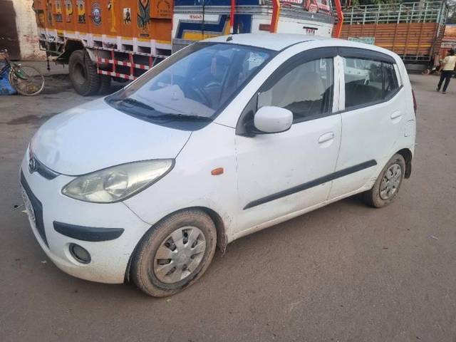 https://images10.gaadi.com/usedcar_image/4147880/original/processed_705a0436-d5dc-4e2c-8f94-9922114d0269.jpg?imwidth=6400