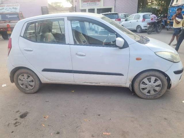 https://images10.gaadi.com/usedcar_image/4147880/original/processed_77b4f4f5-bfe3-4049-96c9-223562461dad.jpg?imwidth=6401