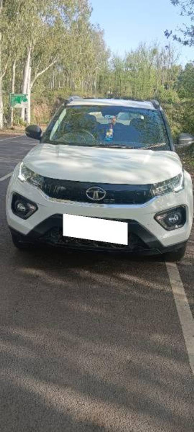 https://images10.gaadi.com/usedcar_image/4148073/original/processed_20e6d82a-fccc-413c-9329-ad5e00e02646.jpg?imwidth=6400