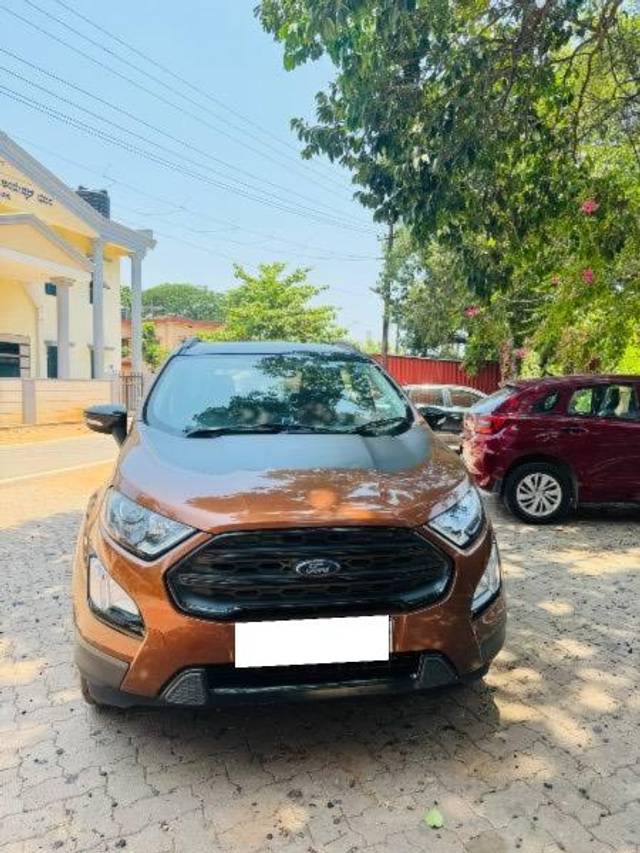 https://images10.gaadi.com/usedcar_image/4148112/original/processed_d6443895-8692-4246-ad5d-a4dc16e051c2.jpeg?imwidth=6400