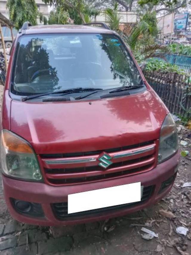 https://images10.gaadi.com/usedcar_image/4148270/original/processed_b517dc76-aebe-4e05-8a8b-49fabceee06e.jpg?imwidth=6400