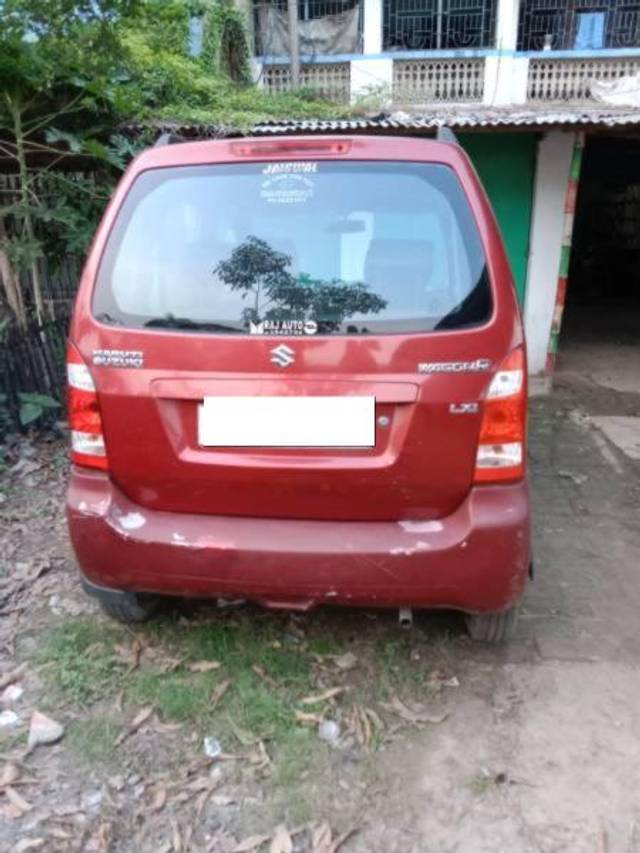 https://images10.gaadi.com/usedcar_image/4148270/original/processed_ca5c21b0-3671-4035-b9b9-f120d46366ee.jpg?imwidth=6402