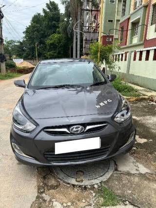 Hyundai Verna 2011-2015 Hyundai Verna 1.6 SX CRDi (O)