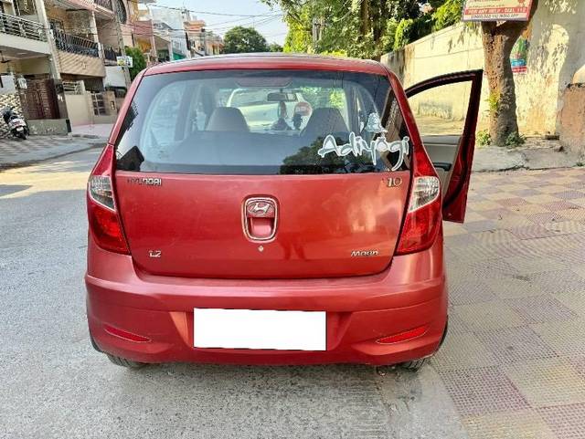 https://images10.gaadi.com/usedcar_image/4148341/original/processed_7a1f91e9-6635-47ba-b454-10a82dea7af4.jpg?imwidth=6401