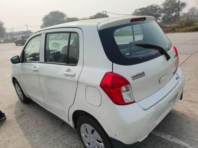 https://images10.gaadi.com/usedcar_image/4148367/original/processed_441bd684-4089-4c39-a8ed-436f1d60fc9f.jpg?imwidth=6402