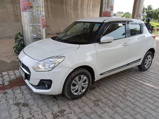 https://images10.gaadi.com/usedcar_image/4148501/original/processed_f37d3c09-97a4-4743-84a4-e8aeff9f78e6.jpg?imwidth=6400