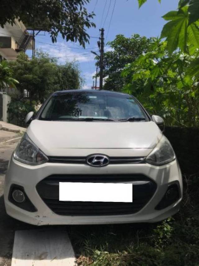 https://images10.gaadi.com/usedcar_image/4148673/original/processed_a7eb95c3-506a-4669-a46a-c0c1249283b3.jpg?imwidth=6400