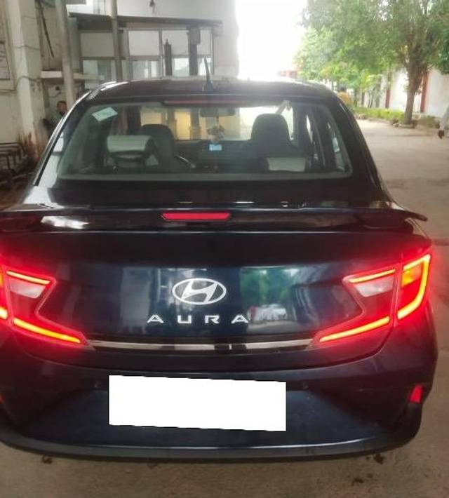 https://images10.gaadi.com/usedcar_image/4148843/original/processed_d38247b4-bb90-4aa1-b046-8bcb32d69734.jpeg?imwidth=6401