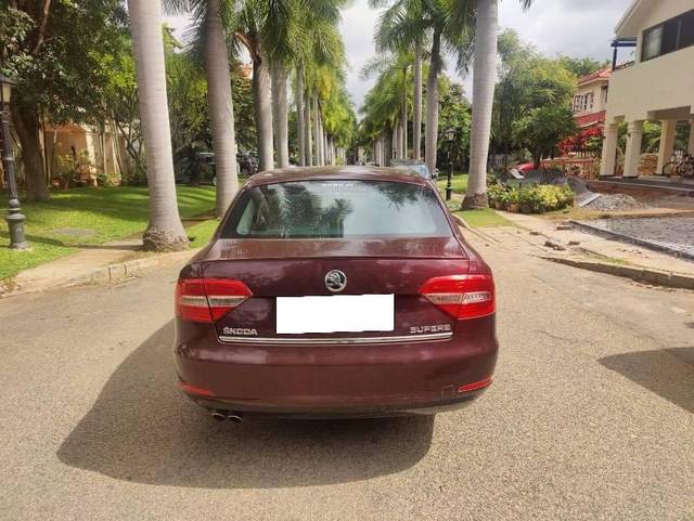 https://images10.gaadi.com/usedcar_image/4148853/original/processed_097dbd1d-f646-484d-a9fa-1081f3ceaa0f.jpeg?imwidth=6401