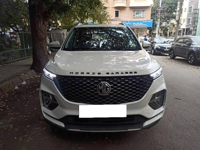 https://images10.gaadi.com/usedcar_image/4148893/original/processed_3d7ab70e-74e7-4a52-b534-d63b2e14df8f.jpg?imwidth=6400