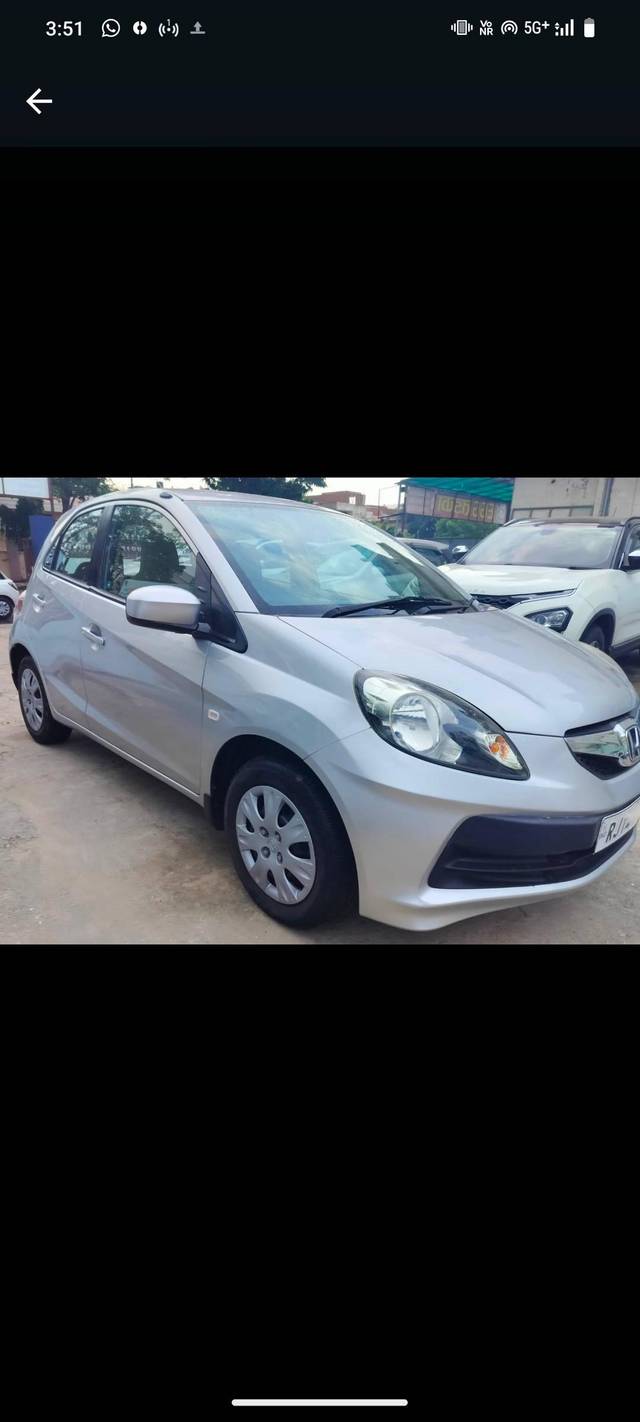 https://images10.gaadi.com/usedcar_image/4149076/original/processed_70858da0d931d68397ac39f833cfc1f4.jpg?imwidth=6400