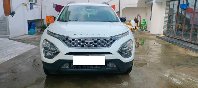 https://images10.gaadi.com/usedcar_image/4149094/original/processed_326fac83-78b1-4f3f-a1f5-005cb41a7698.jpg?imwidth=6400