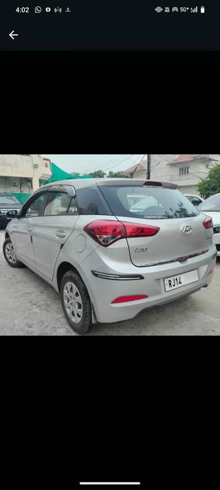 Hyundai i20 2015-2017 Hyundai i20 Sportz 1.2