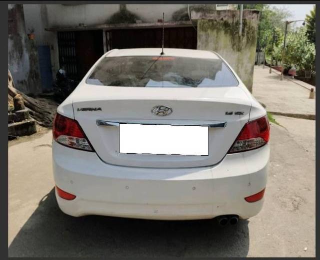 https://images10.gaadi.com/usedcar_image/4149197/original/processed_85113930-41e3-48dc-9425-40add53b39b7.jpg?imwidth=6401