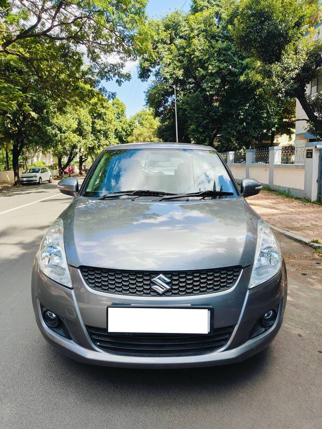 https://images10.gaadi.com/usedcar_image/4149256/original/processed_552e2a203724b5f398d183f61d4f0f26.jpg?imwidth=6400