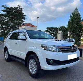 Toyota Fortuner 2011-2016 Toyota Fortuner 4x4 MT