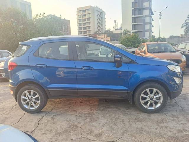 https://images10.gaadi.com/usedcar_image/4149419/original/processed_52b43dc5269e88a7a78df2755d8eaaae.jpg?imwidth=6402