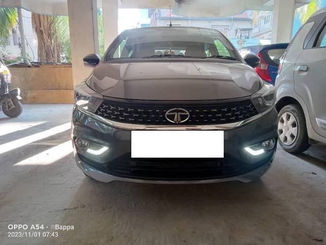 https://images10.gaadi.com/usedcar_image/4149537/original/processed_f3a8609b-d95c-4e38-b8d9-f3e49fe72b2a.jpg?imwidth=6400