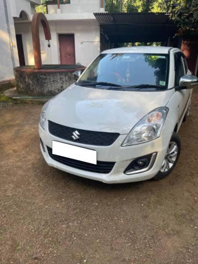 https://images10.gaadi.com/usedcar_image/4149783/original/processed_4c6d7131-4f48-4c43-921d-5fd18c104b40.jpg?imwidth=6402