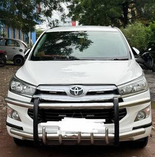 Toyota Innova Crysta 2016-2020 Toyota Innova Crysta 2.4 G Plus MT 8S BSIV