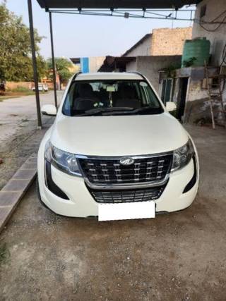 Mahindra XUV500 Mahindra XUV500 W7 BSIV