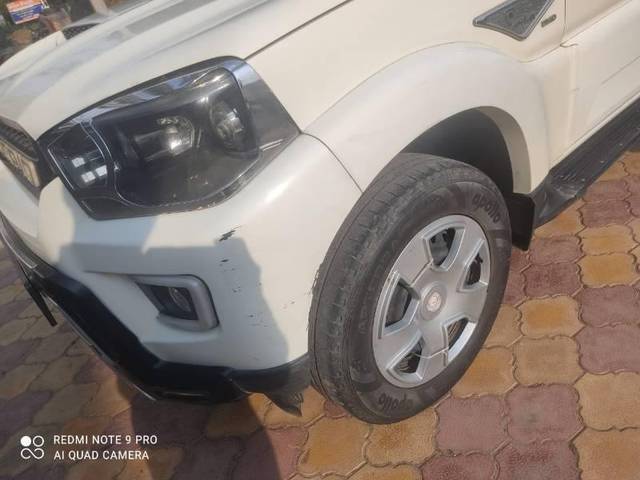 https://images10.gaadi.com/usedcar_image/4149901/original/processed_25c3e7fc-a3f1-4a38-92b4-6d00b52d8d04.jpg?imwidth=6400