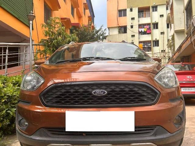 https://images10.gaadi.com/usedcar_image/4150063/original/processed_71e60780-bd4e-4822-aca1-2026c73a7753.jpg?imwidth=6400