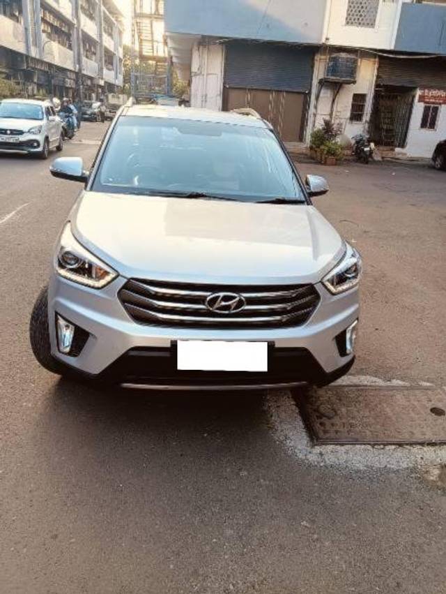 https://images10.gaadi.com/usedcar_image/4150074/original/processed_f3679032-675f-4de7-9313-2f6ee18426b1.jpg?imwidth=6400