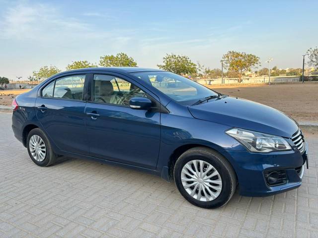 https://images10.gaadi.com/usedcar_image/4150184/original/5a3b4dfee43c4866e67e5380669228a9.jpg?imwidth=6400