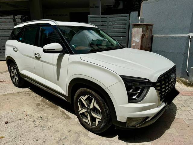 https://images10.gaadi.com/usedcar_image/4150215/original/processed_0b756006e434de2733f094ef26462d44.jpg?imwidth=6400