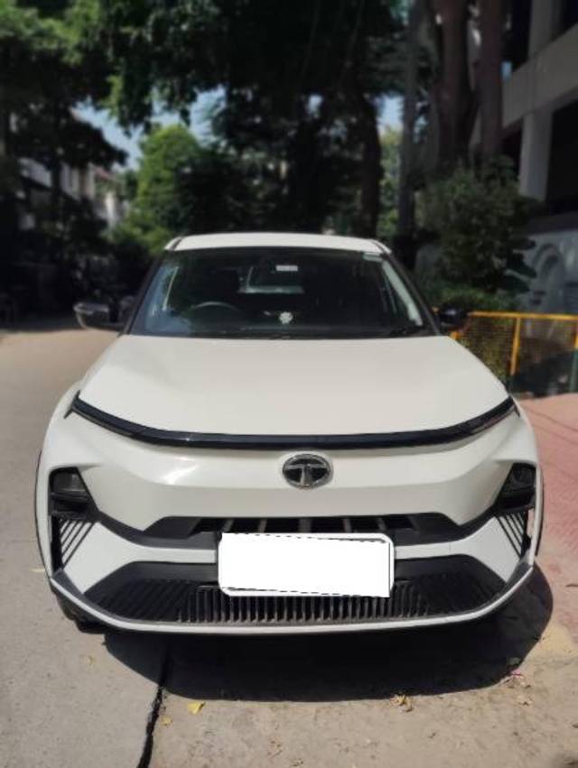 https://images10.gaadi.com/usedcar_image/4150262/original/processed_7ec185c5-e6fd-459b-b58c-86298ddaa73f.jpg?imwidth=6402