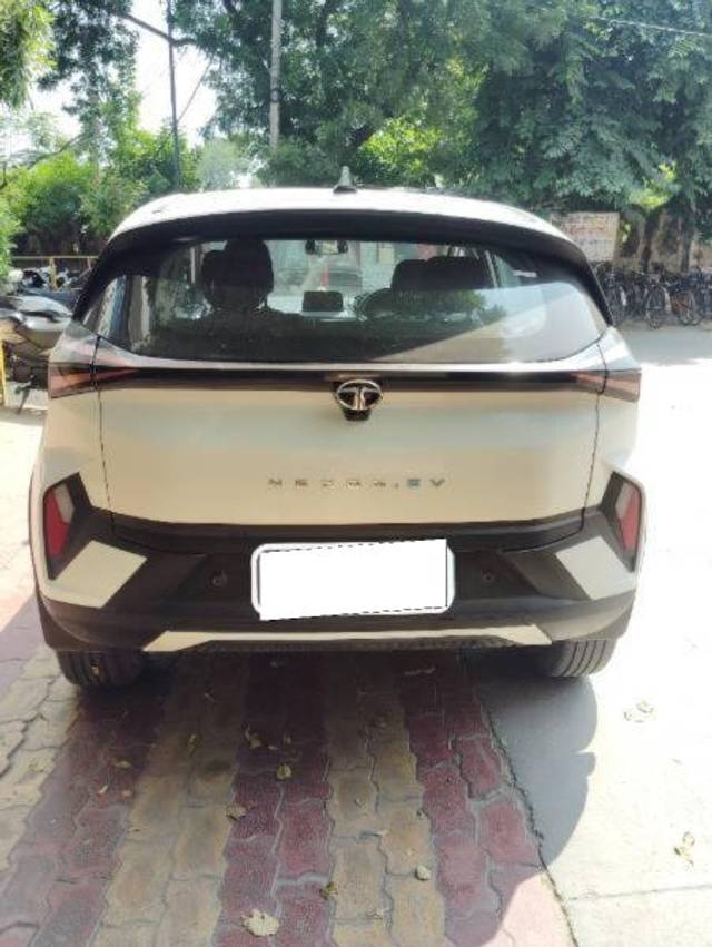 https://images10.gaadi.com/usedcar_image/4150262/original/processed_d0950ba3-8f19-44c4-87cc-482e4343049e.jpg?imwidth=6401