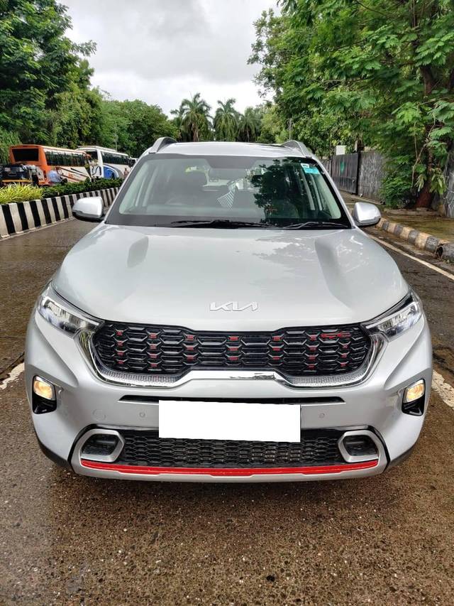 https://images10.gaadi.com/usedcar_image/4150307/original/processed_3b8105e7e1a544d8db560d067bc4e1d8.jpg?imwidth=6401