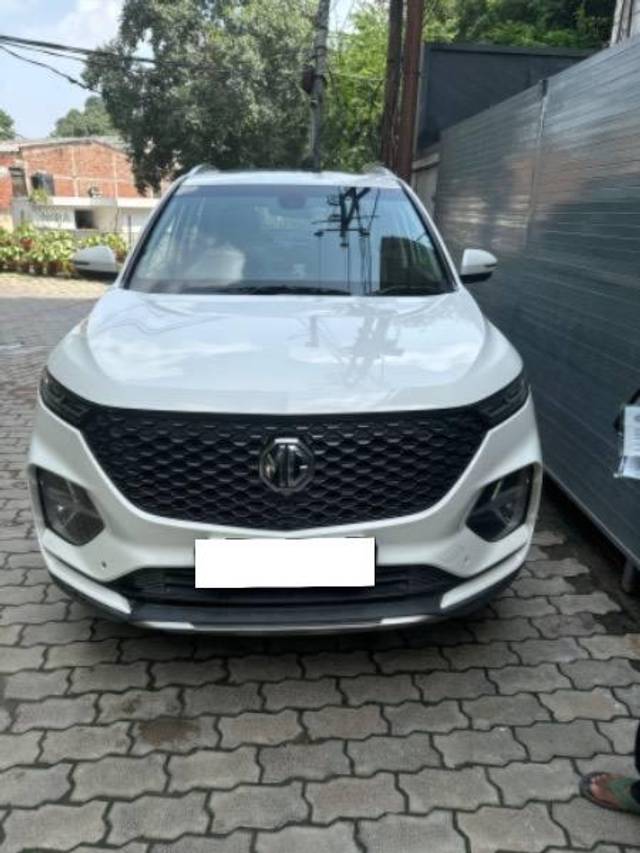 https://images10.gaadi.com/usedcar_image/4150368/original/processed_aca46b75-0f63-4945-9dea-e6f829c3a2b1.jpg?imwidth=6400