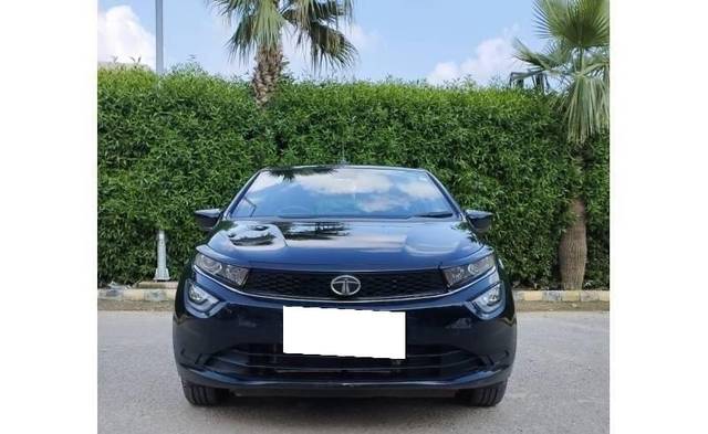 https://images10.gaadi.com/usedcar_image/4150470/original/processed_304d810c3d81924f675878a6c17ba6fa.jpg?imwidth=6400