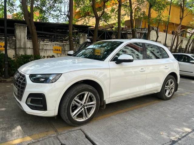 https://images10.gaadi.com/usedcar_image/4150488/original/processed_a67c1491-165a-41a0-badb-4d3daedfd165.jpg?imwidth=6400