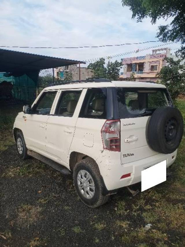 https://images10.gaadi.com/usedcar_image/4150510/original/processed_19f8b41e-1662-4315-b539-cbb8143dba18.jpg?imwidth=6402