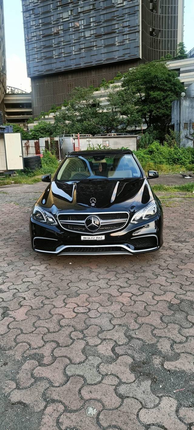 https://images10.gaadi.com/usedcar_image/4150521/original/processed_3619483f364f7c923242aaa3ab4cc4f5.jpg?imwidth=6402