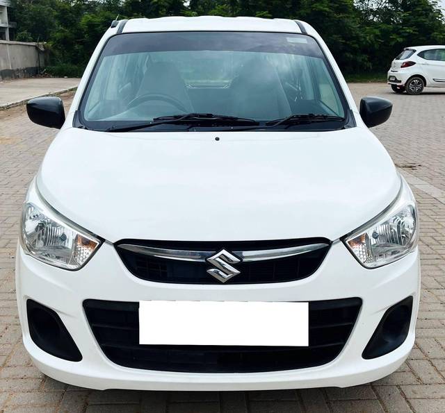 https://images10.gaadi.com/usedcar_image/4150569/original/processed_7c69bdadbfb6d36078ea3cdac93742ca.jpg?imwidth=6402