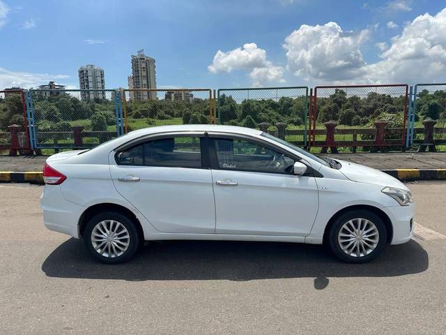 https://images10.gaadi.com/usedcar_image/4150574/original/processed_7a92569497683a1904ec5f90f159e355.jpg?imwidth=6401