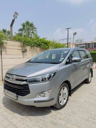 Toyota Innova Crysta 2016-2020 Toyota Innova Crysta 2.4 ZX AT