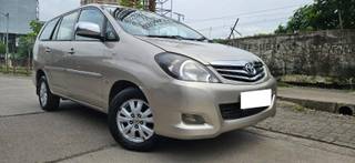 Toyota Innova 2004-2011 Toyota Innova 2.5 V Diesel 8-seater