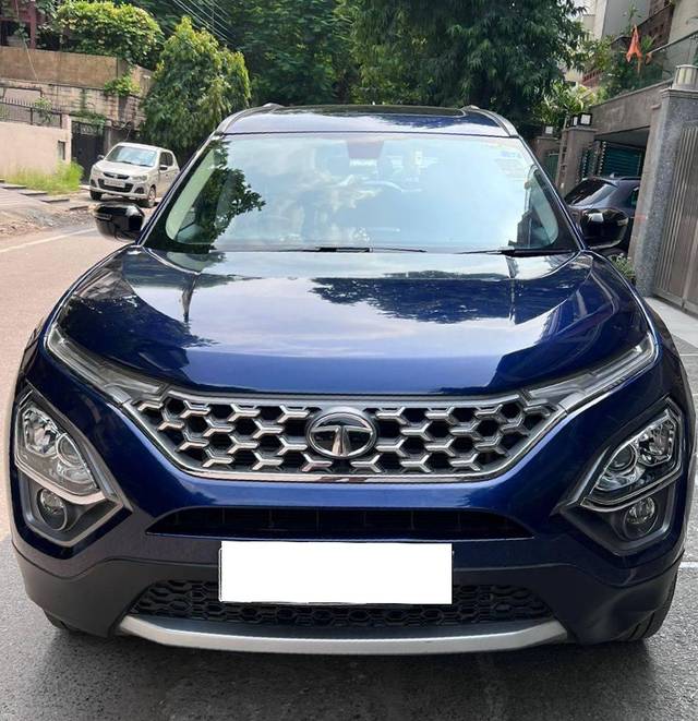 https://images10.gaadi.com/usedcar_image/4150765/original/processed_50b5bb5e31294fb6482416c26eca9821.jpg?imwidth=6402