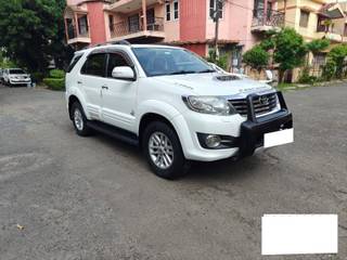 Toyota Fortuner 2011-2016 Toyota Fortuner 4x4 MT